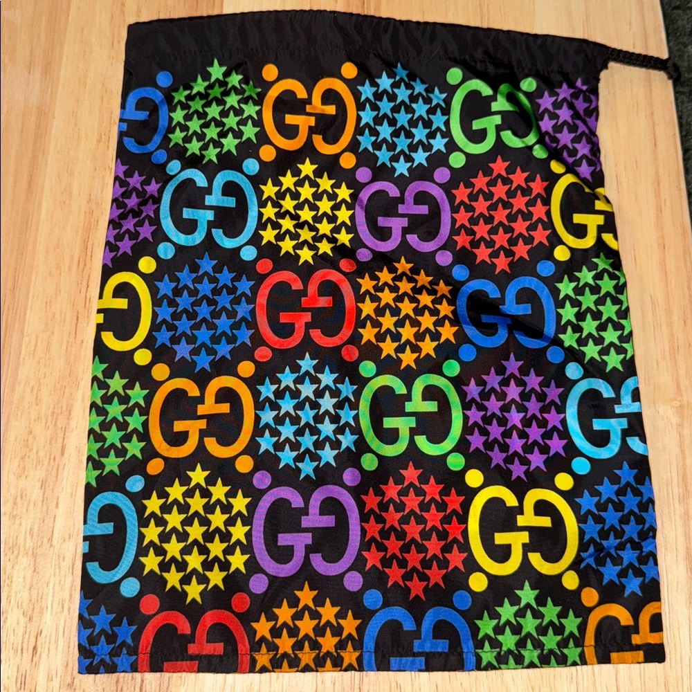 Gucci Psychedelic Rainbow Star Pattern Toiletry B… - image 2